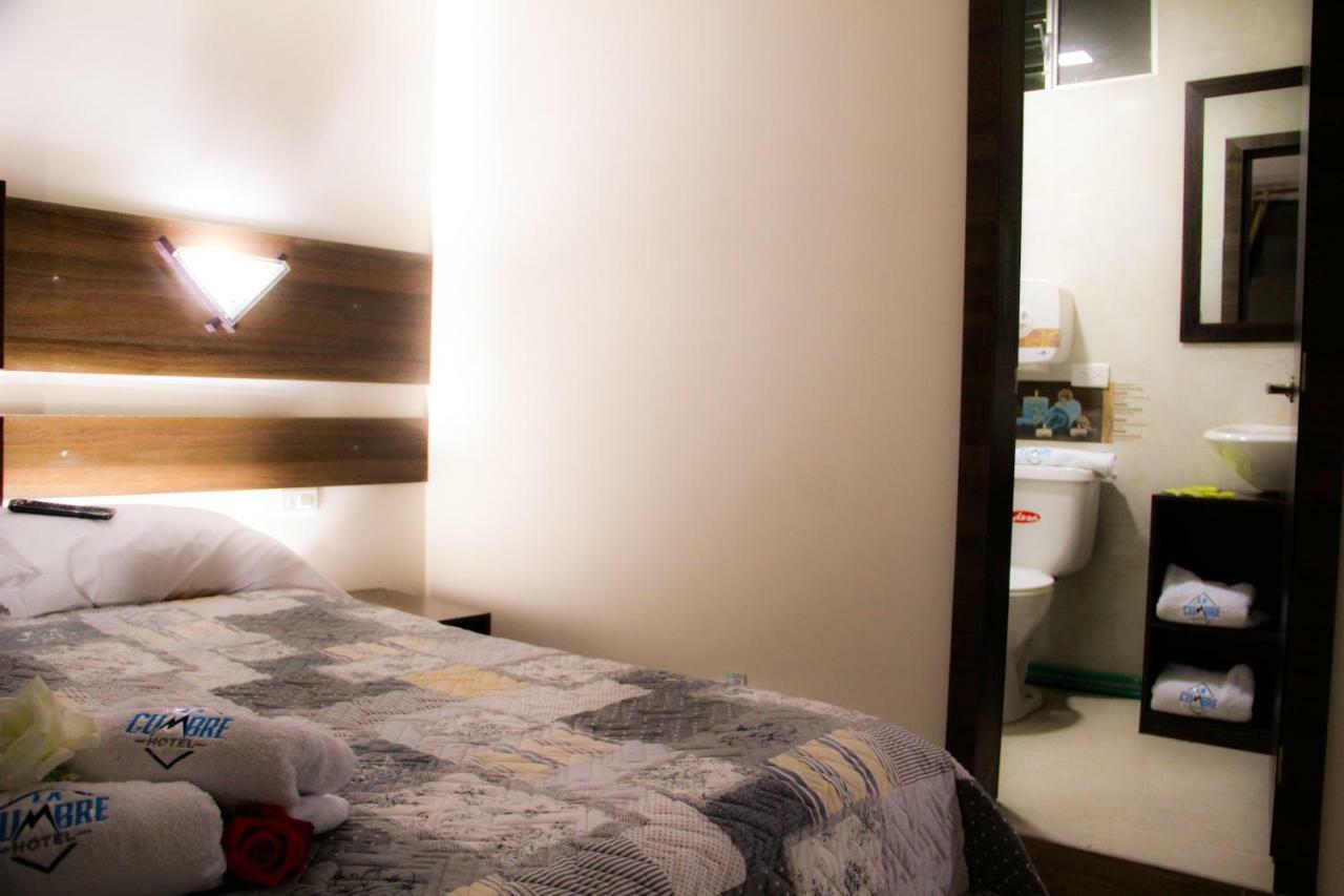 Hotel La Cumbre Banos  Bagian luar foto
